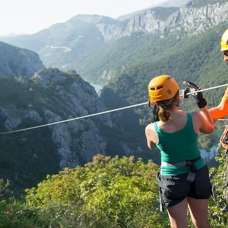 Διαμέρισμα Center Pia