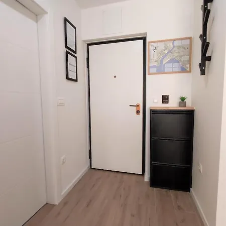 Center Pia Apartment *